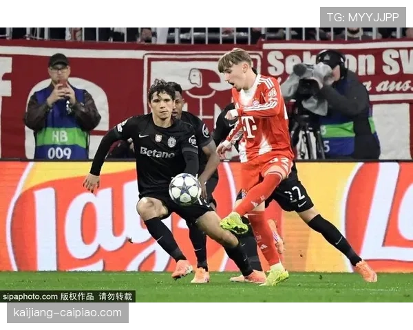 拜仁边路进攻体系全面升级 双翼齐飞战术重现德甲赛场