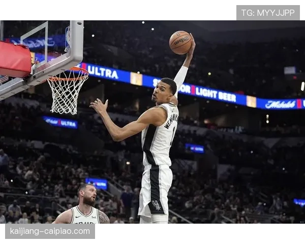 马刺文班亚马替补阵容效率惊人 晋级季后赛无悬念